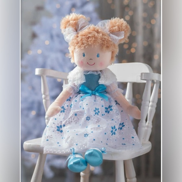 20” Snowflake Rag Doll - Picture 5 of 5